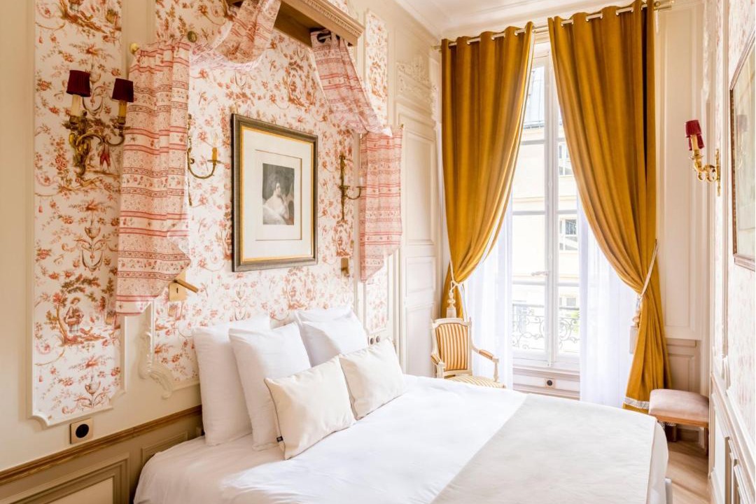 Photo of Bedroom in 3rd Arrondissement
