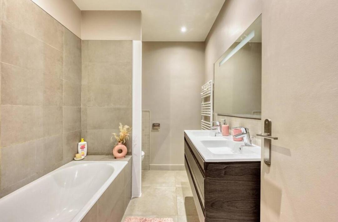 Photo of Bathroom in Bagneux