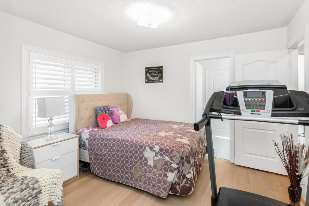 Photo of Bedroom in Halton Regional Municipality