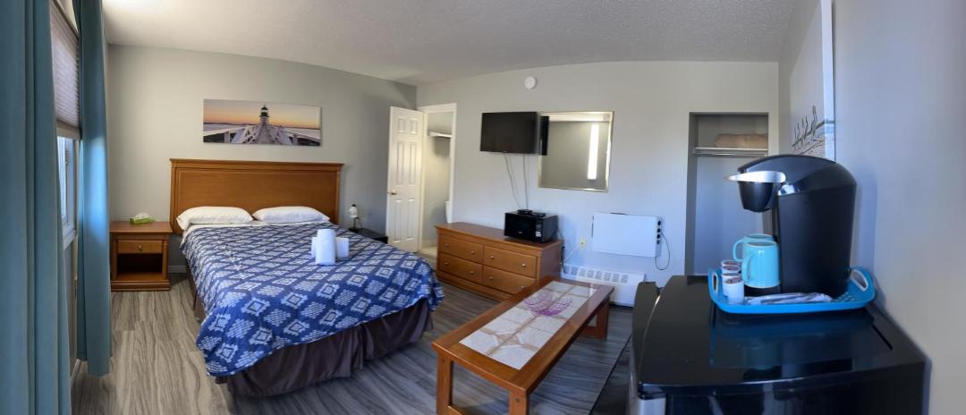 Photo of Bedroom in Wasaga Beach
