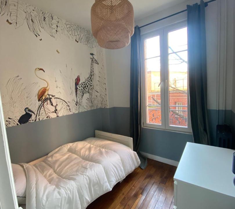 Photo of Bedroom in Asnieres-sur-Seine