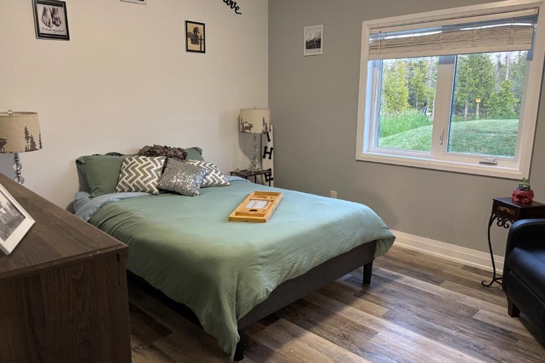 Photo of Bedroom in Miller Lake