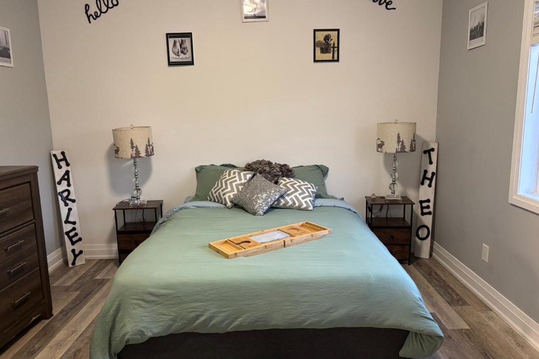 Photo of Bedroom in Miller Lake