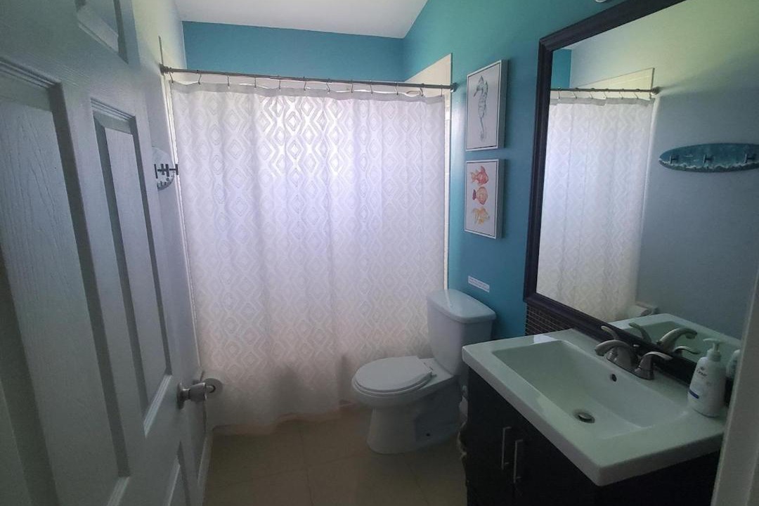 Photo of Bathroom in Crescent Lakes