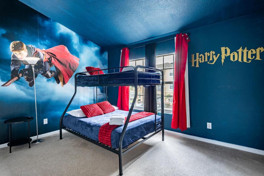 Photo of Bedroom in Windsor Palms