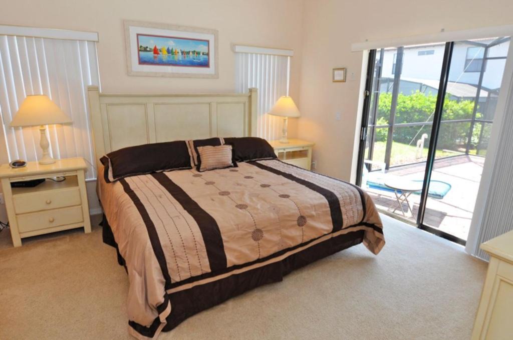 Photo of Bedroom in Four Corners
