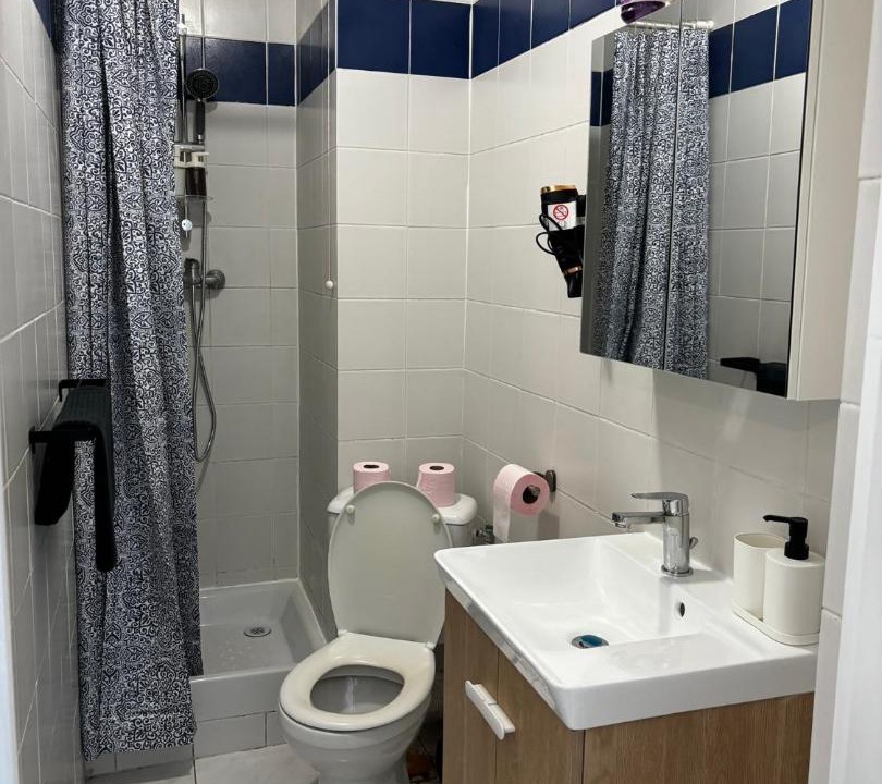 Photo of Bathroom in Saint-Ouen