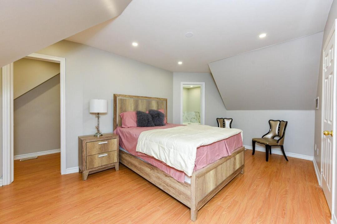 Photo of Bedroom in Caledon