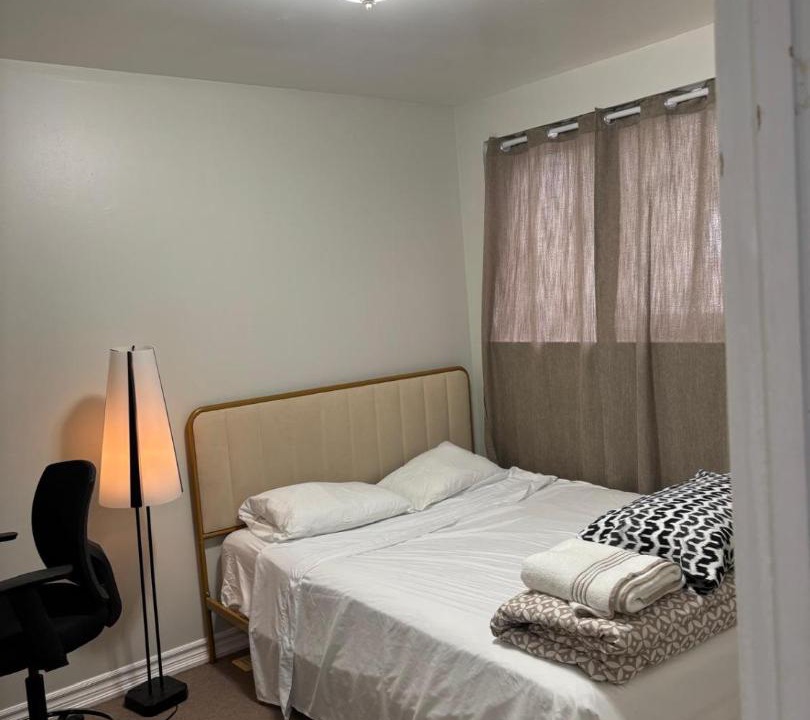 Photo of Bedroom in Woodbine Gardens