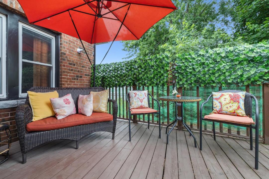Photo of Patio Balcony in Niagara Falls