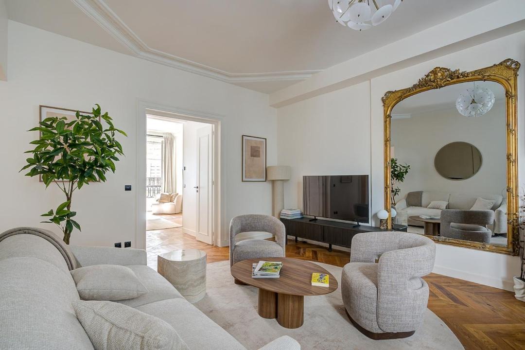 Photo of Livingroom in Chaussee-d'Antin