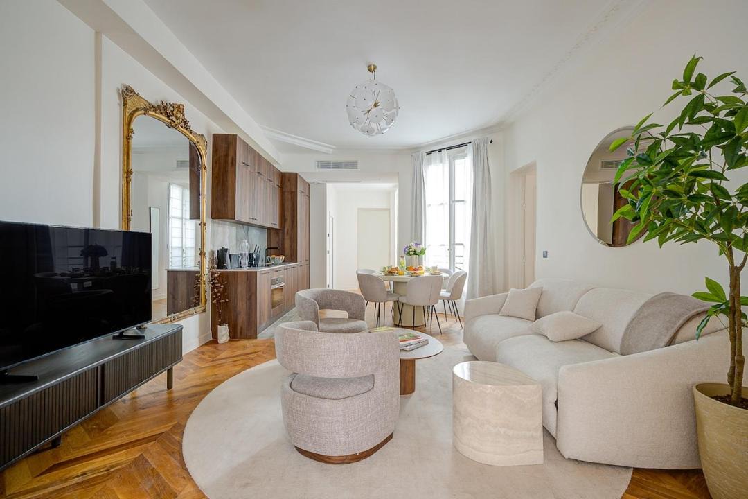 Photo of Livingroom in Chaussee-d'Antin