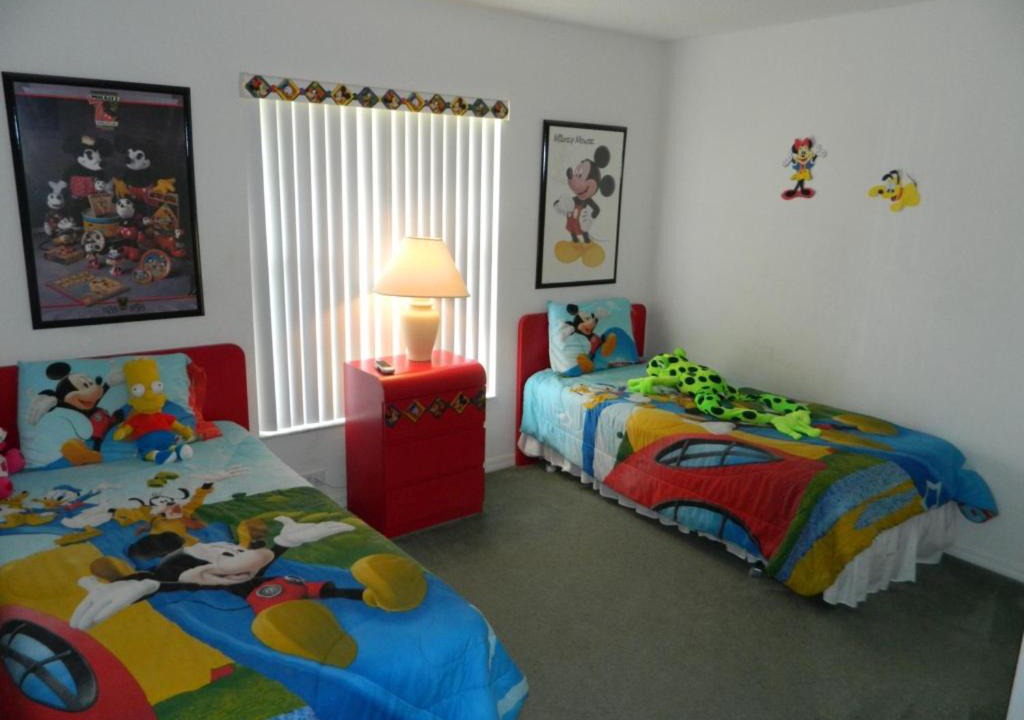 Photo of Bedroom in Florida Pines