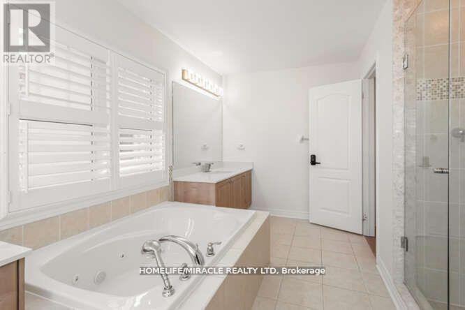 Photo of Bathroom in Halton Regional Municipality