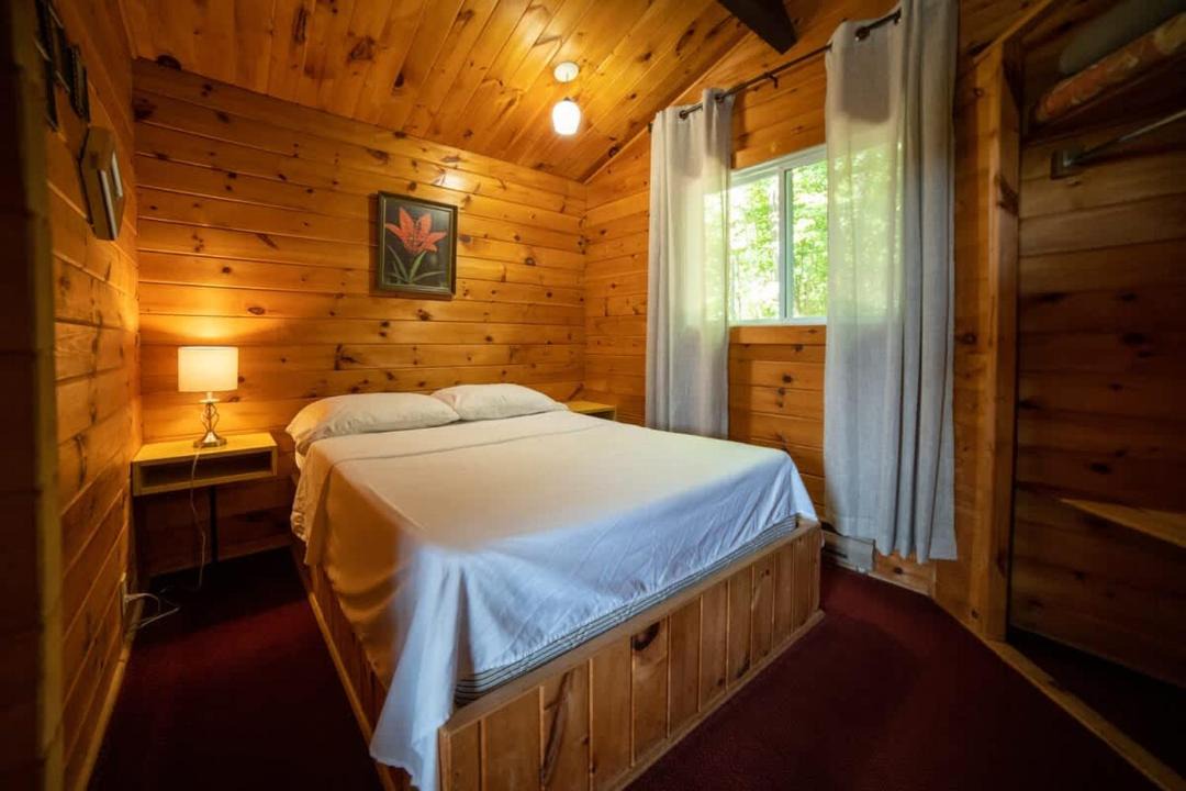 Photo of Bedroom in Muskoka Lakes