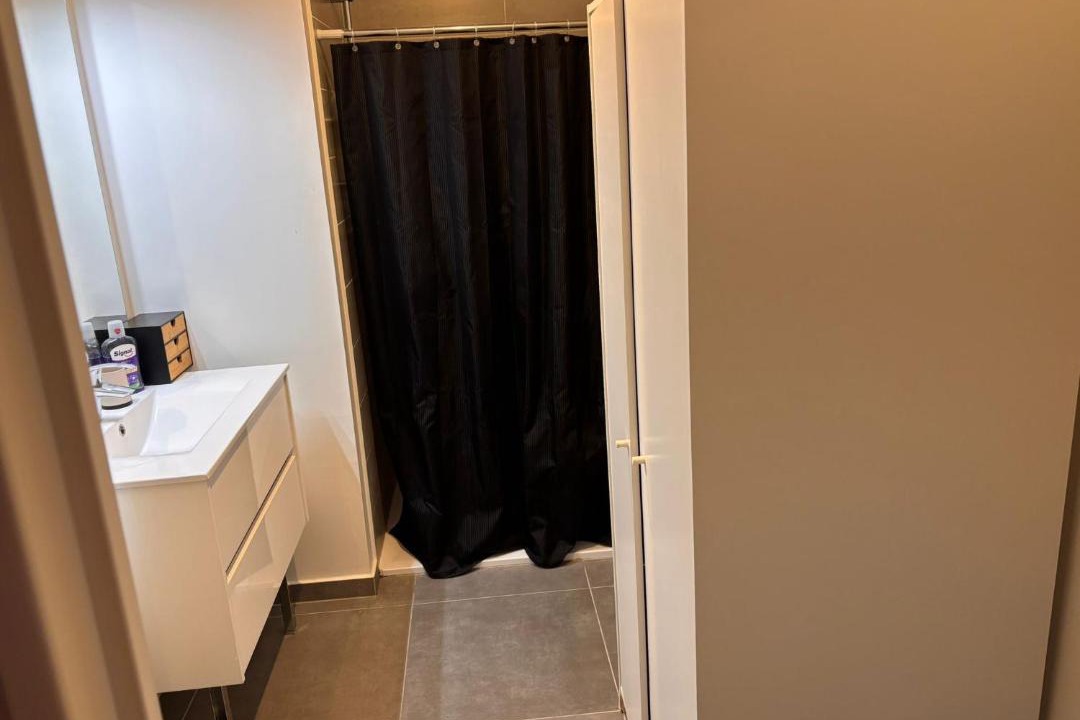 Photo of Bathroom in Noisy-le-Grand