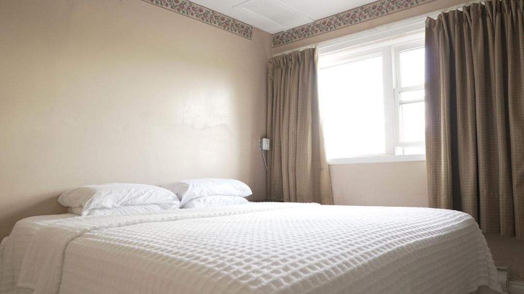 Photo of Bedroom in Jerseyville