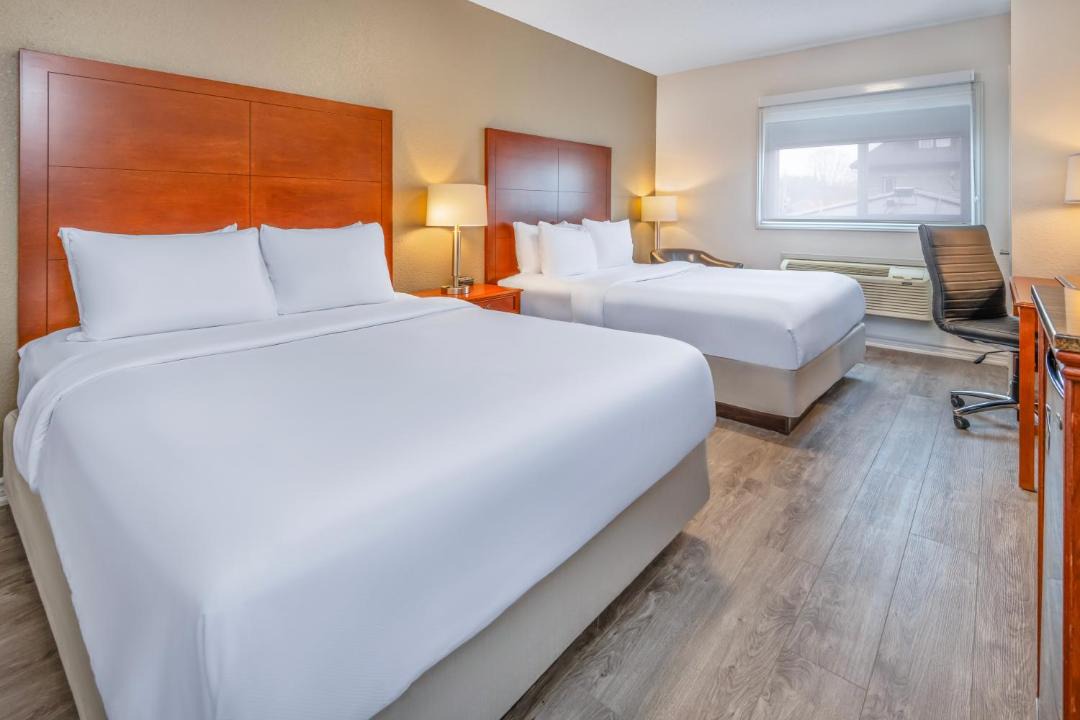 Photo of Bedroom in Gananoque