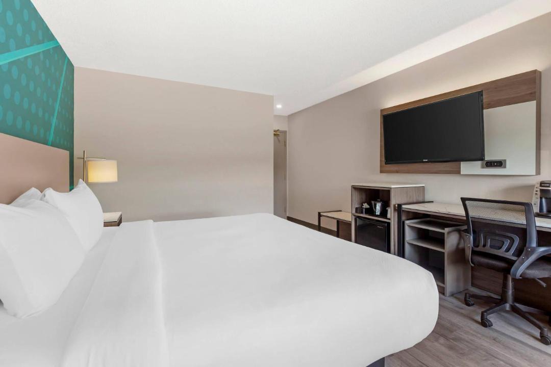 Photo of Bedroom in Bracebridge