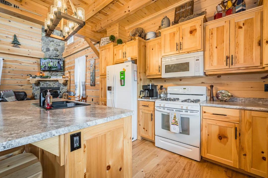 Photo of Kitchen in South Bruce Peninsula
