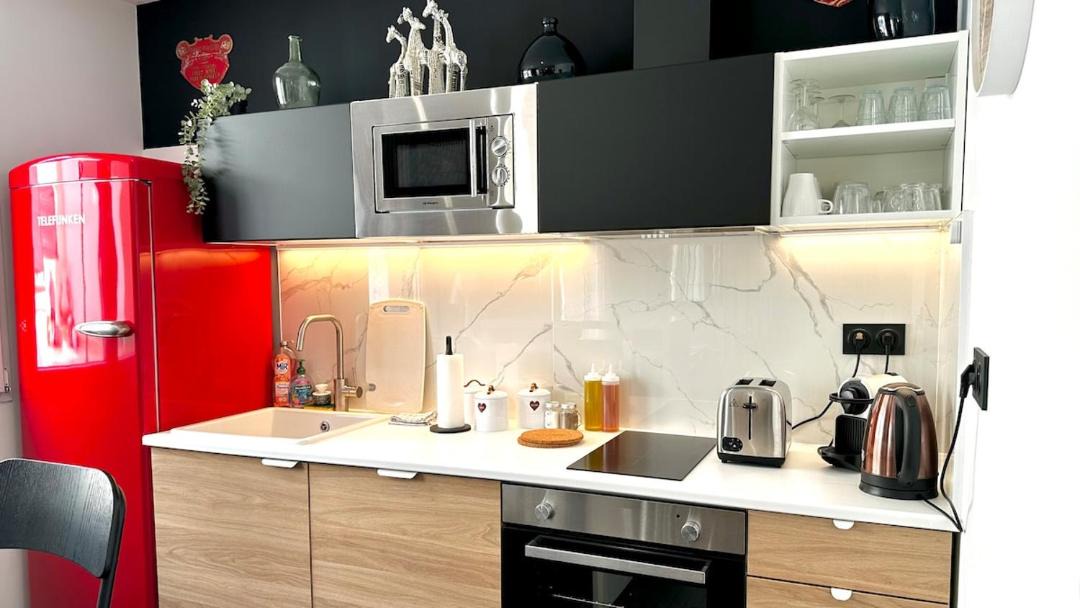 Photo of Kitchen in La Varenne Saint-Hilaire