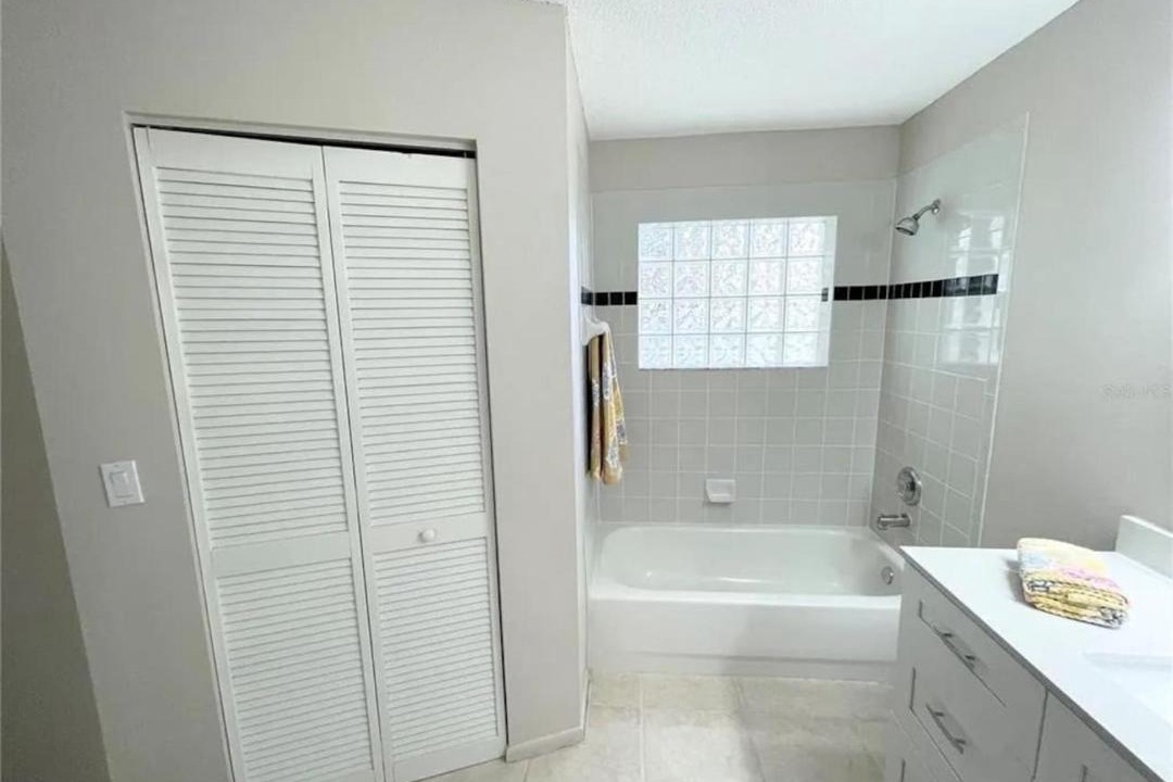 Photo of Bathroom in Park East