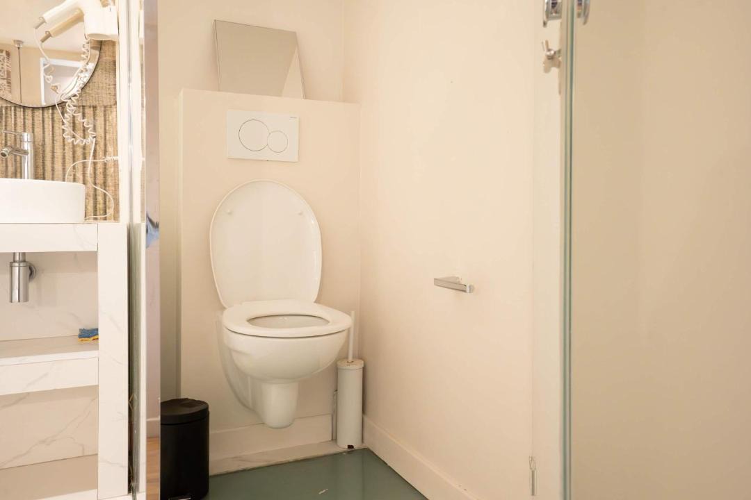 Photo of Bathroom in Quartier de la Chapelle