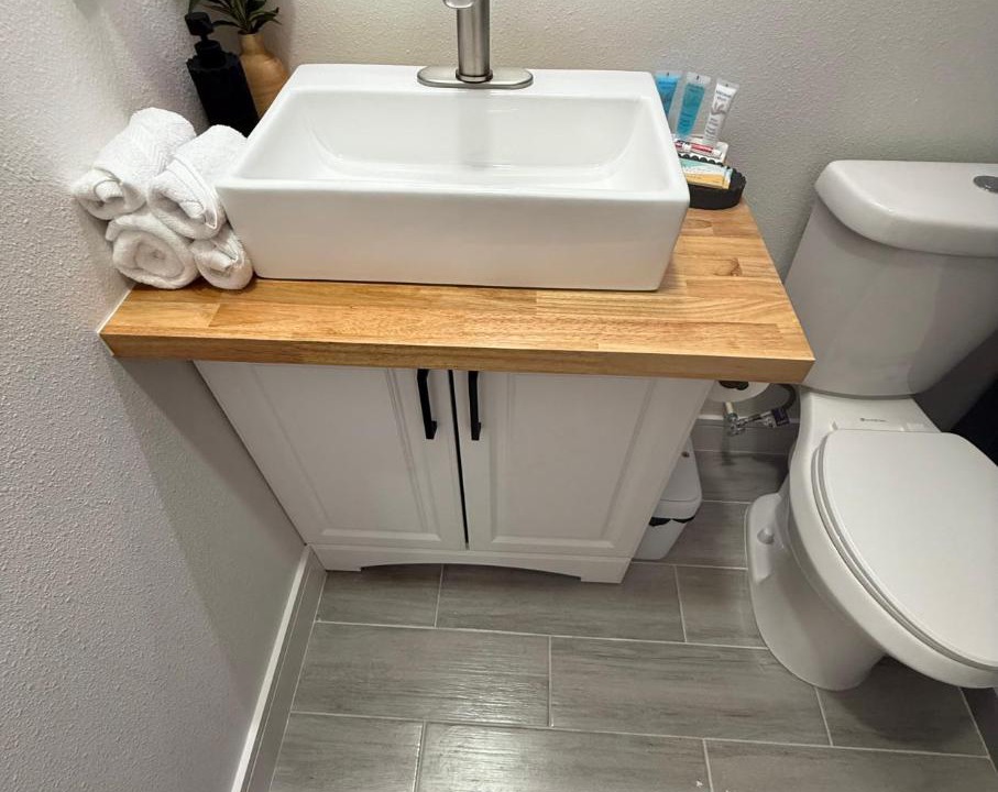 Photo of Bathroom in Lake Magdalene