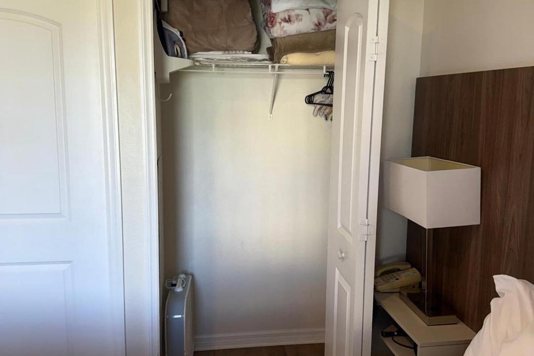 Photo of Bedroom in Florida Center