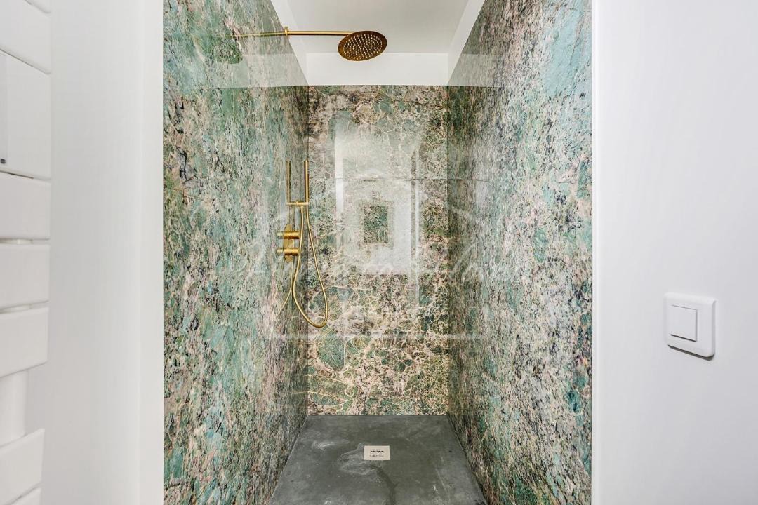 Photo of Bathroom in Quartier de la Porte-Saint-Denis