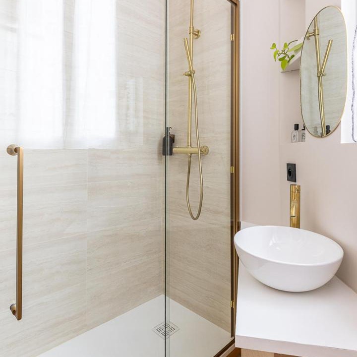 Photo of Bathroom in Les Puces de Saint-Ouen