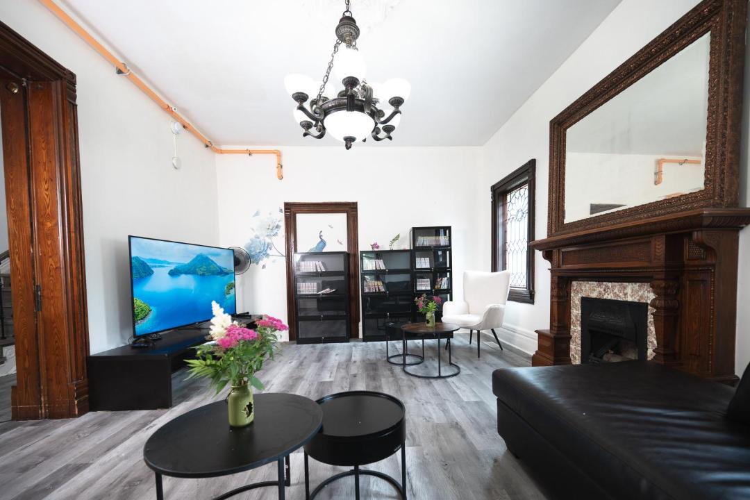 Photo of Livingroom in Chesley