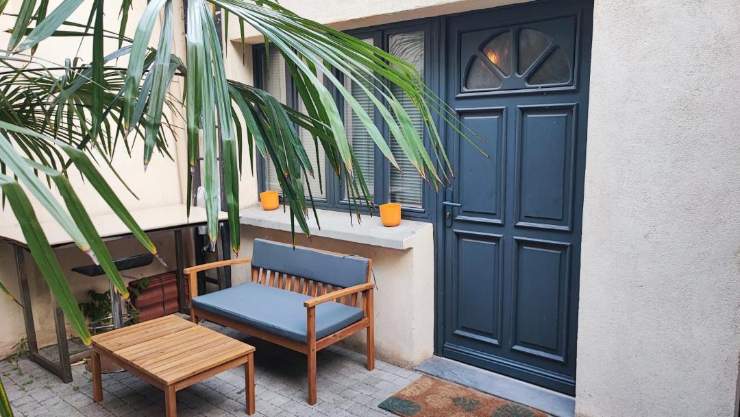 Photo of Patio Balcony in Louis Bertrand-Mirabeau-Semard