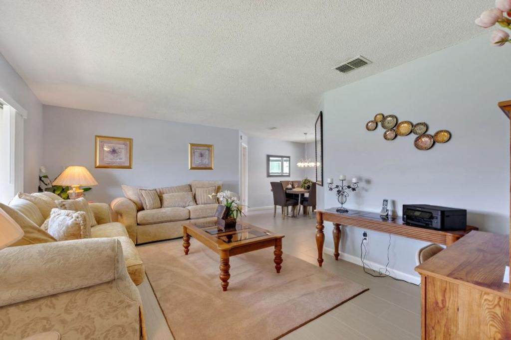 Photo of Livingroom in Indian Ridge