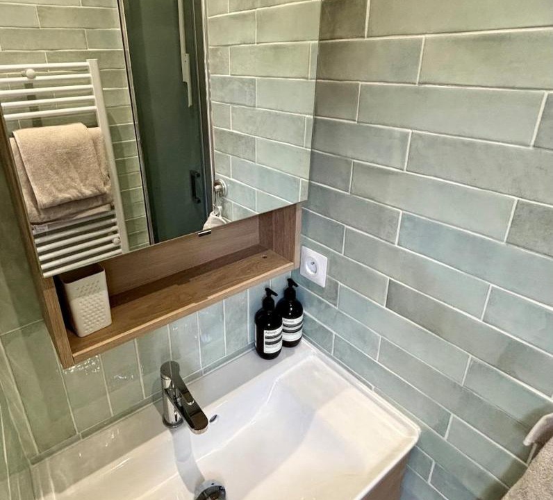 Photo of Bathroom in Quartier de la Chapelle