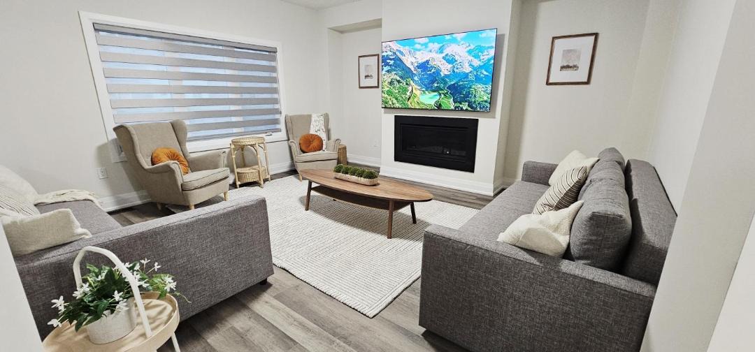 Photo of Livingroom in Gravenhurst