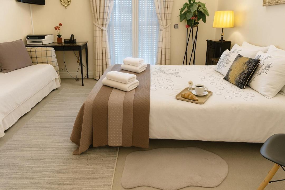 Photo of Bedroom in Champs-Elysees
