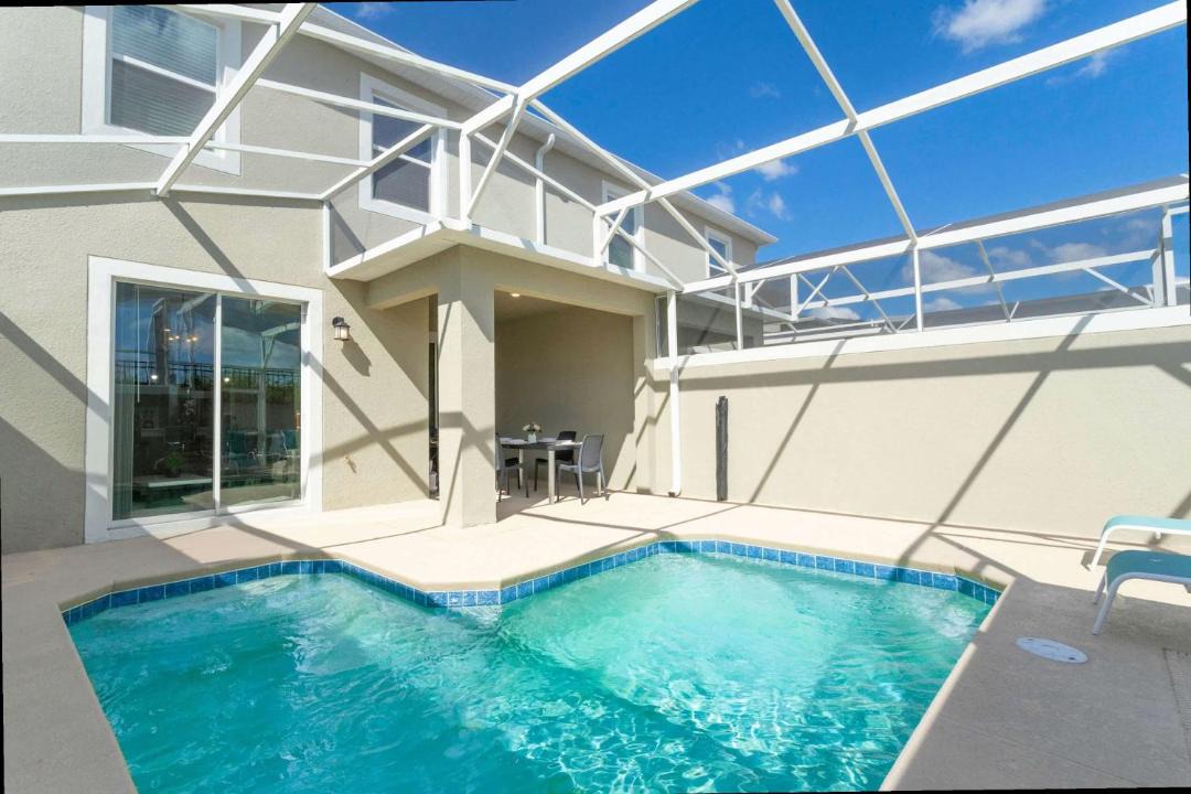 Photo of Patio Balcony in Bay Lake