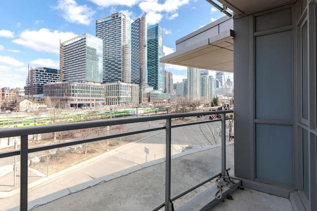 Photo of Patio Balcony in Bathurst Quay