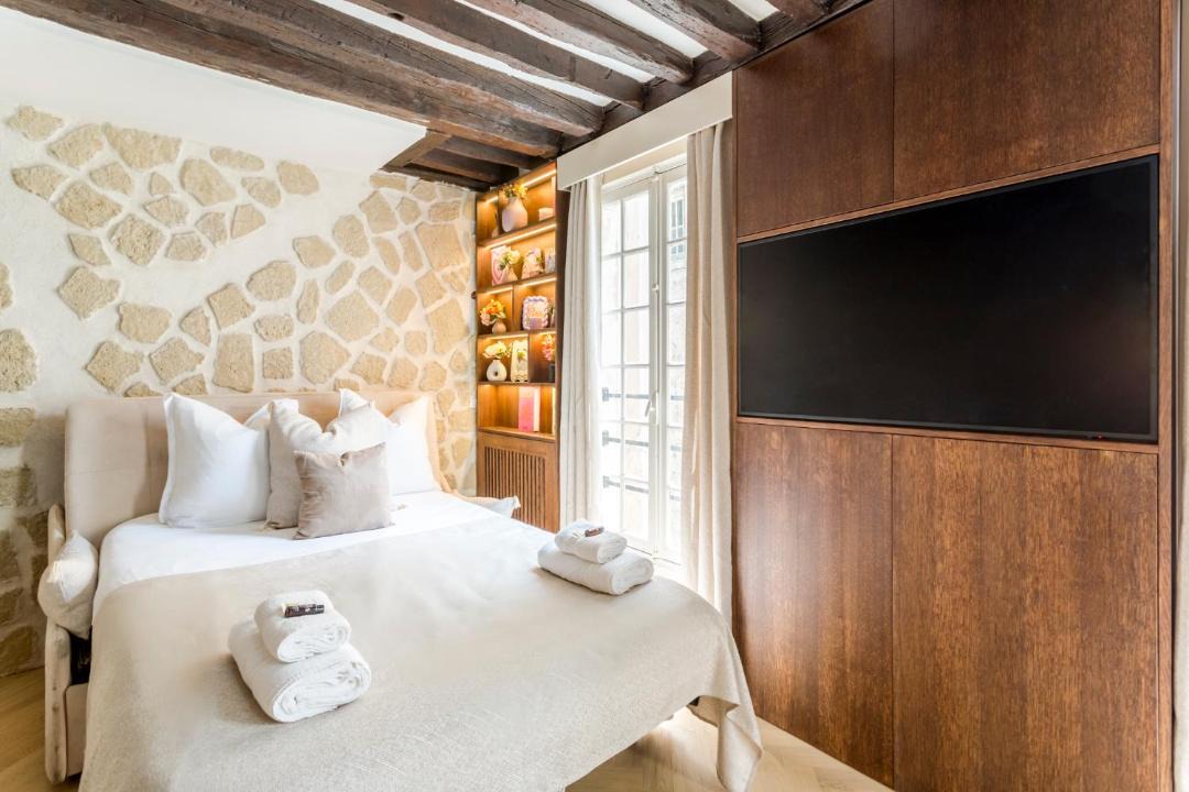 Photo of Bedroom in 3rd Arrondissement