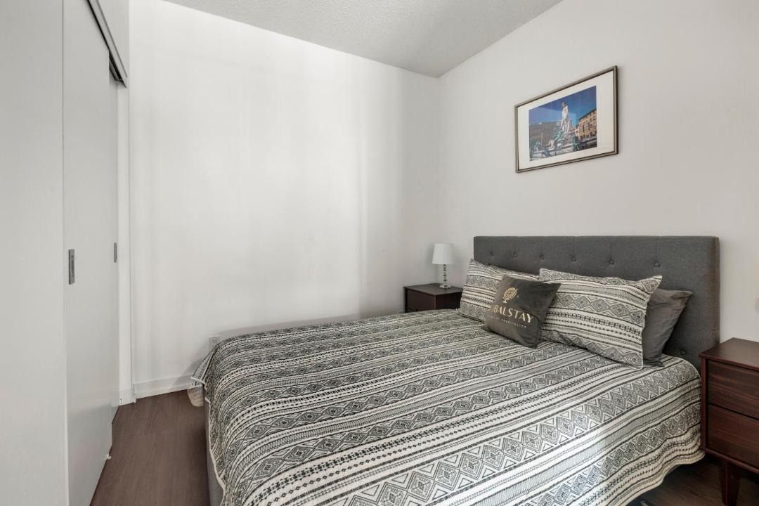 Photo of Bedroom in Yonge-Eglinton