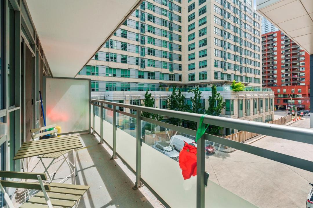 Photo of Patio Balcony in Yonge-Eglinton