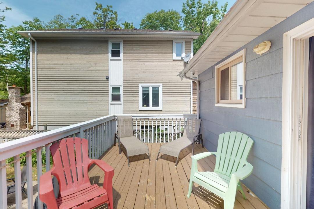 Photo of Patio Balcony in Wasaga Beach