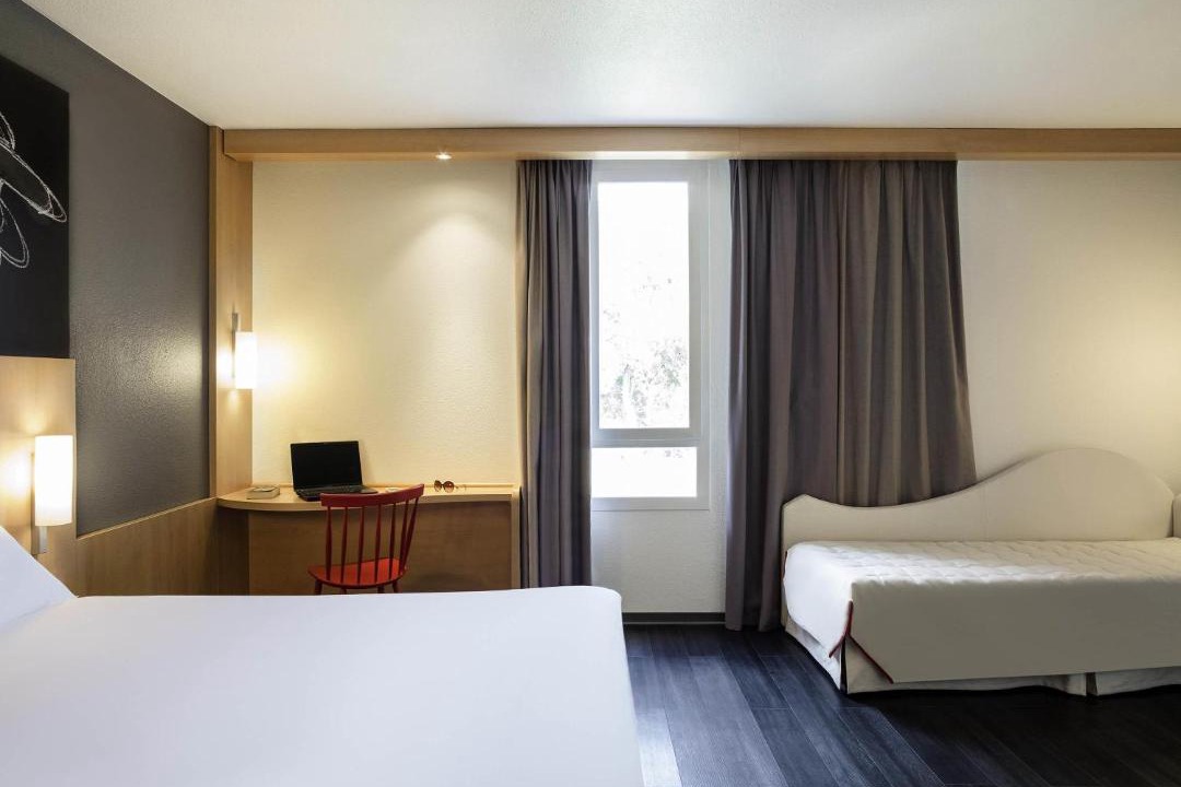 Photo of Bedroom in Meudon-la-Foret