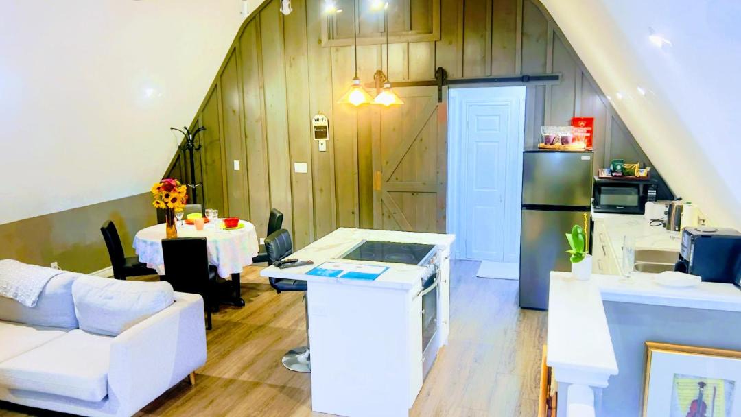 Photo of Livingroom in Goderich