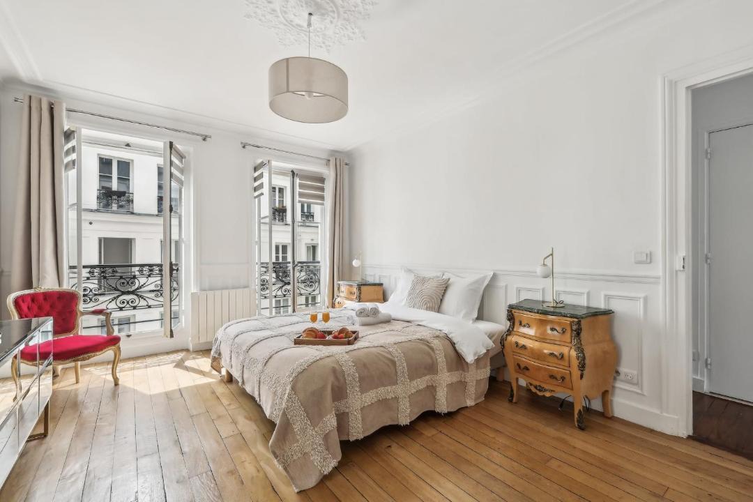 Photo of Bedroom in Faubourg-du-Roule