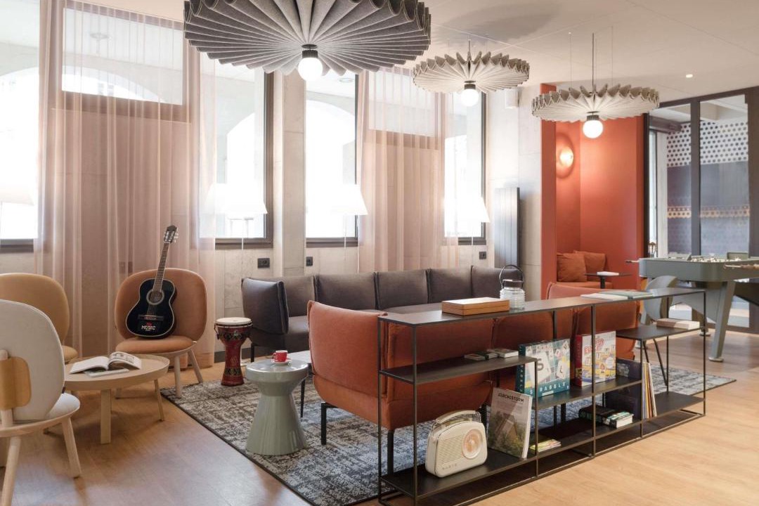 Photo of Livingroom in Rueil-Malmaison