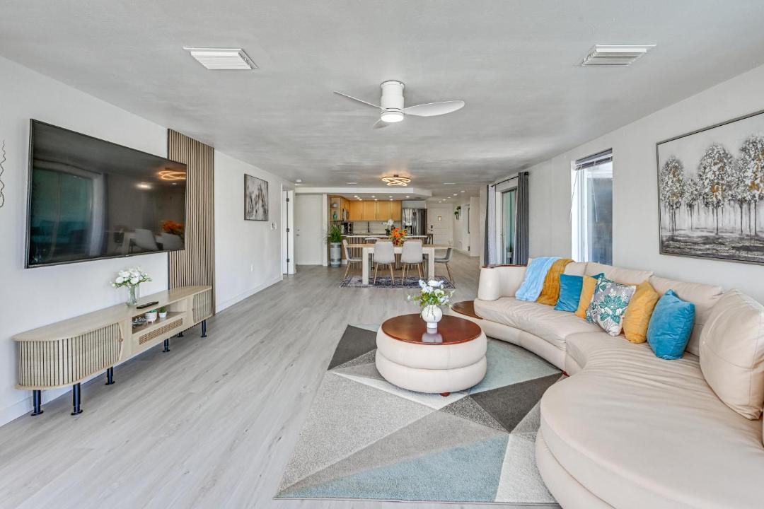 Photo of Others in Tahitian Homes