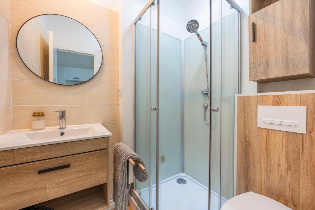 Photo of Bathroom in 14th Arrondissement