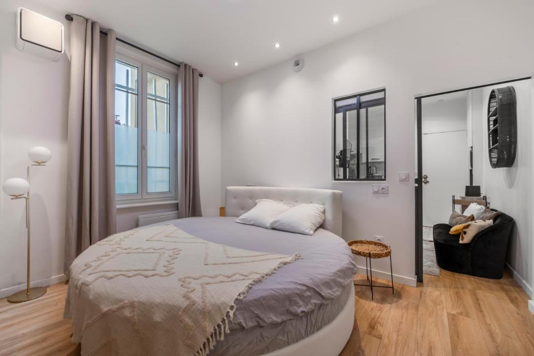 Photo of Bedroom in 14th Arrondissement